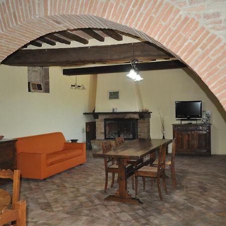 Farm Stay Il Carro Del Colle Collevalenza Eksteriør bilde